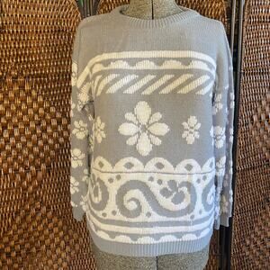 Size Up to 3X//Vintage 80s Blue Grey Knit Sweater With White Detail